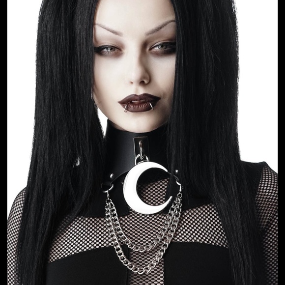 killstar moon choker